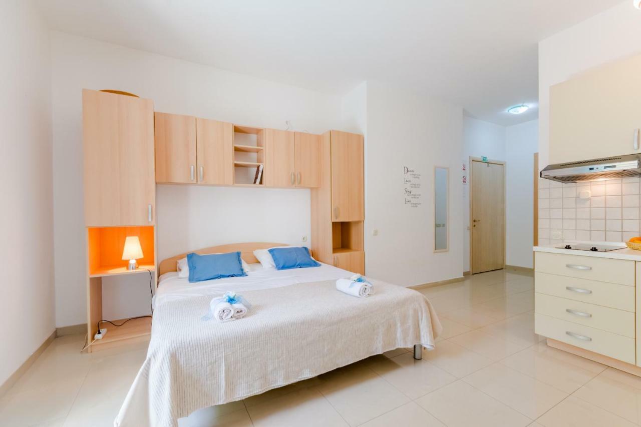 סופטאר Holiday House Barbara מראה חיצוני תמונה