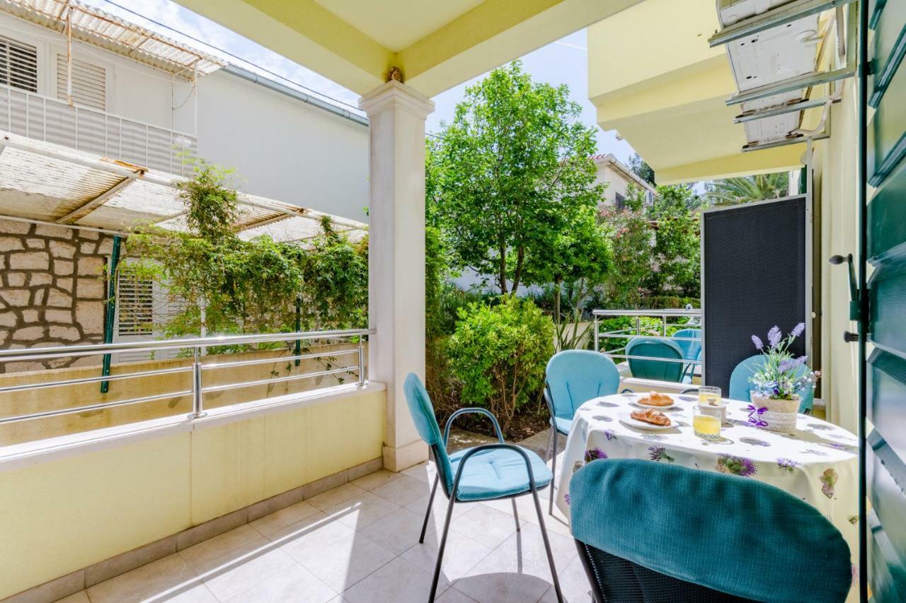 סופטאר Holiday House Barbara מראה חיצוני תמונה