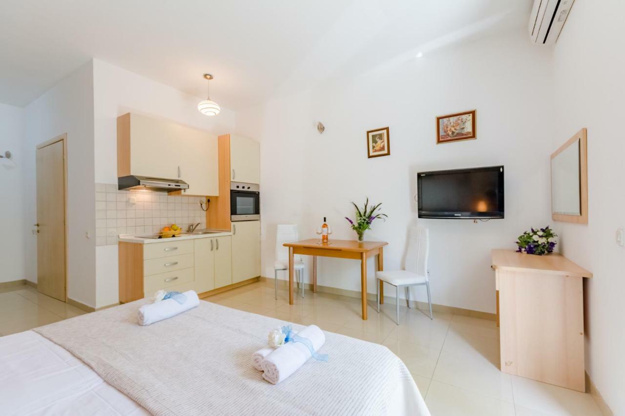 סופטאר Holiday House Barbara מראה חיצוני תמונה