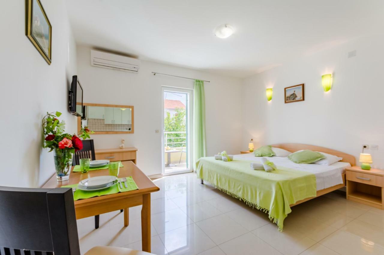 סופטאר Holiday House Barbara מראה חיצוני תמונה