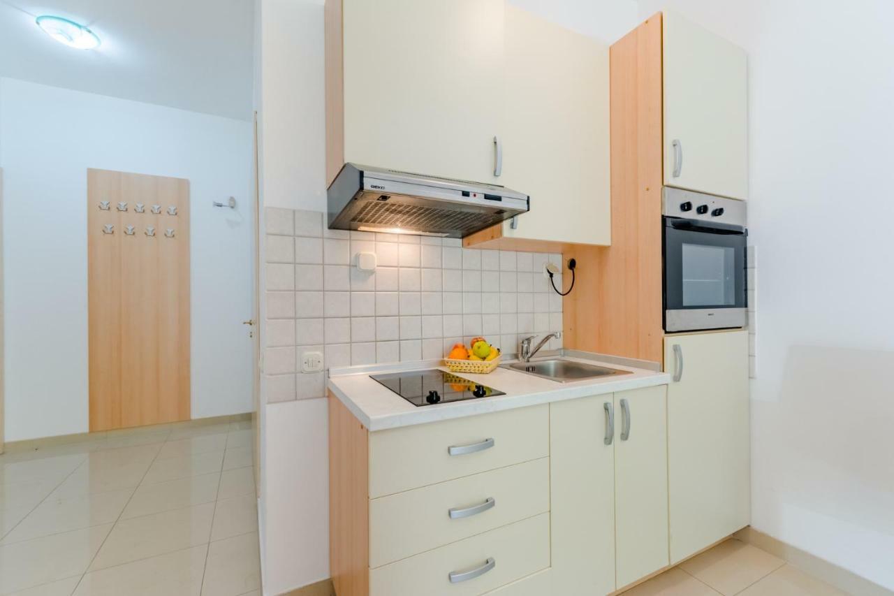 סופטאר Holiday House Barbara מראה חיצוני תמונה